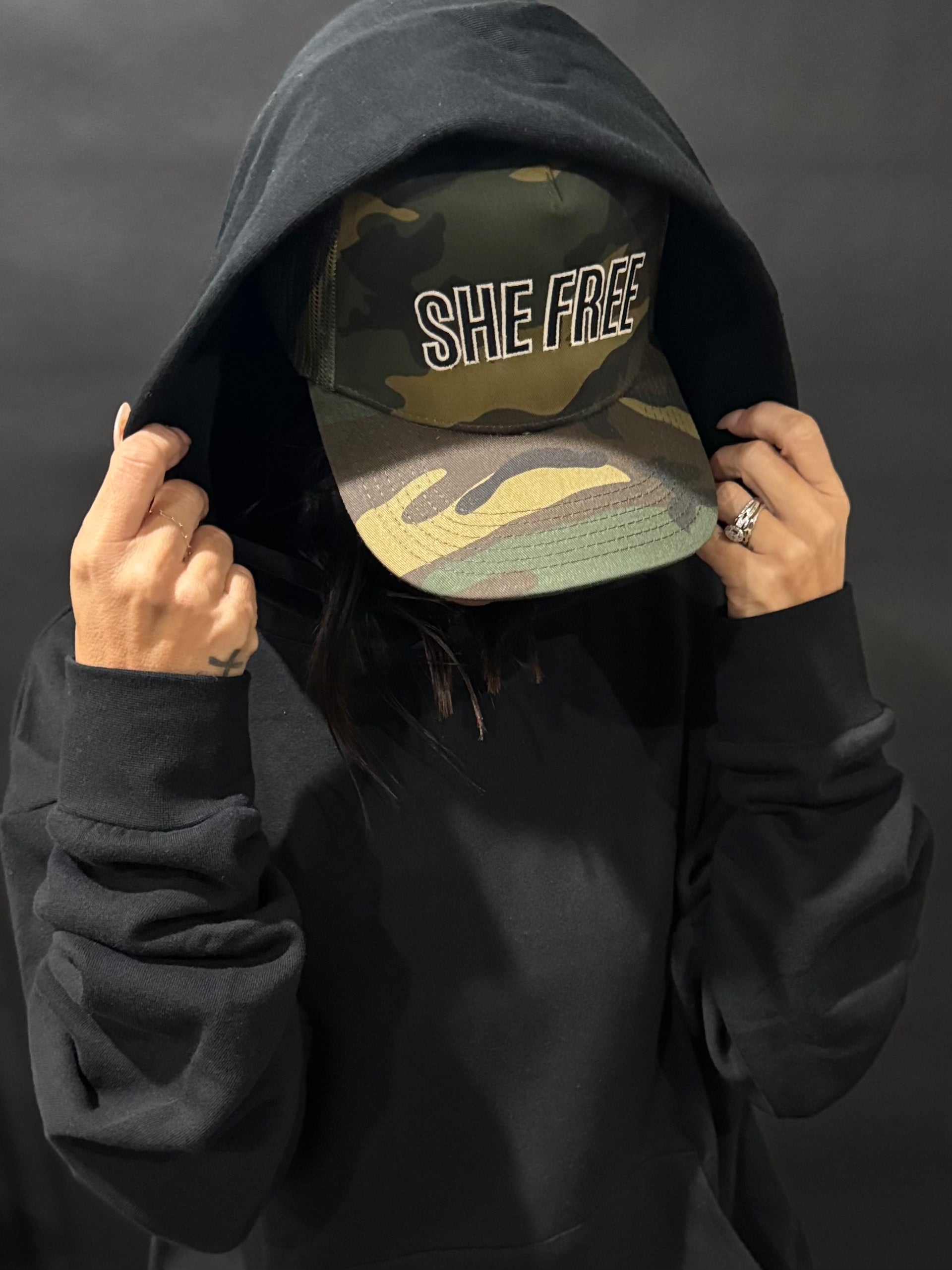 SHE FREE Camo Snapback Hat